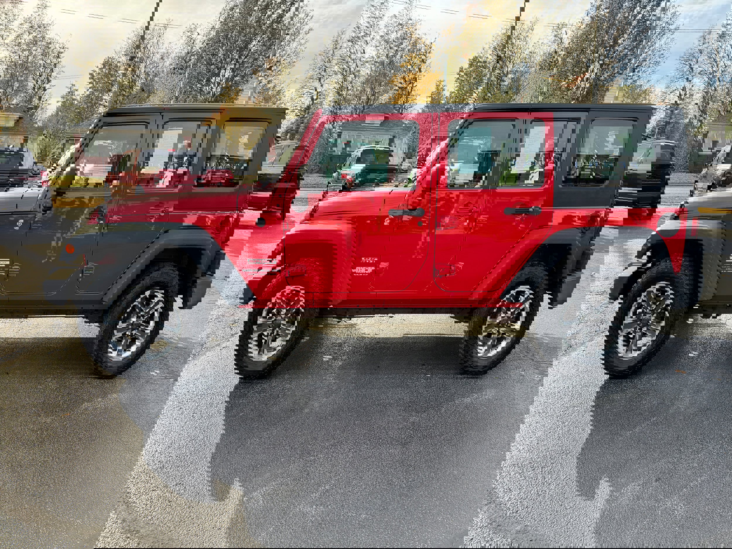 Used 2010 Jeep Wrangler Unlimited Sport w/ Trailer Tow Group image 4