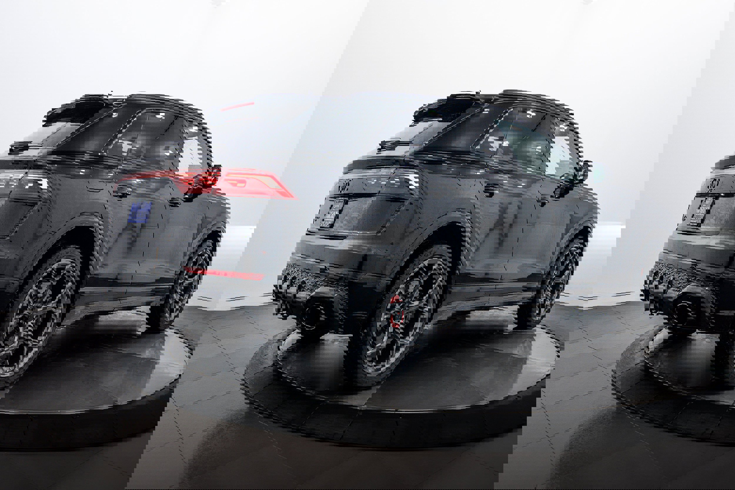 New 2026 Audi RS Q8 performance image 4