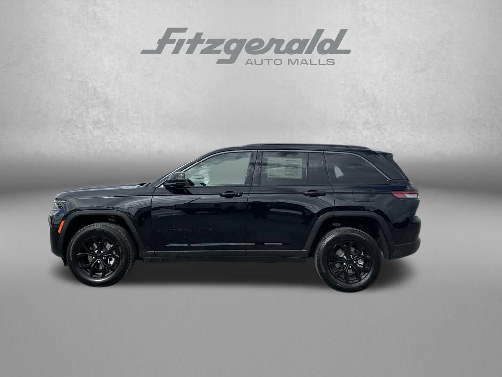New 2026 Jeep Grand Cherokee Altitude AWD/4WD image 8