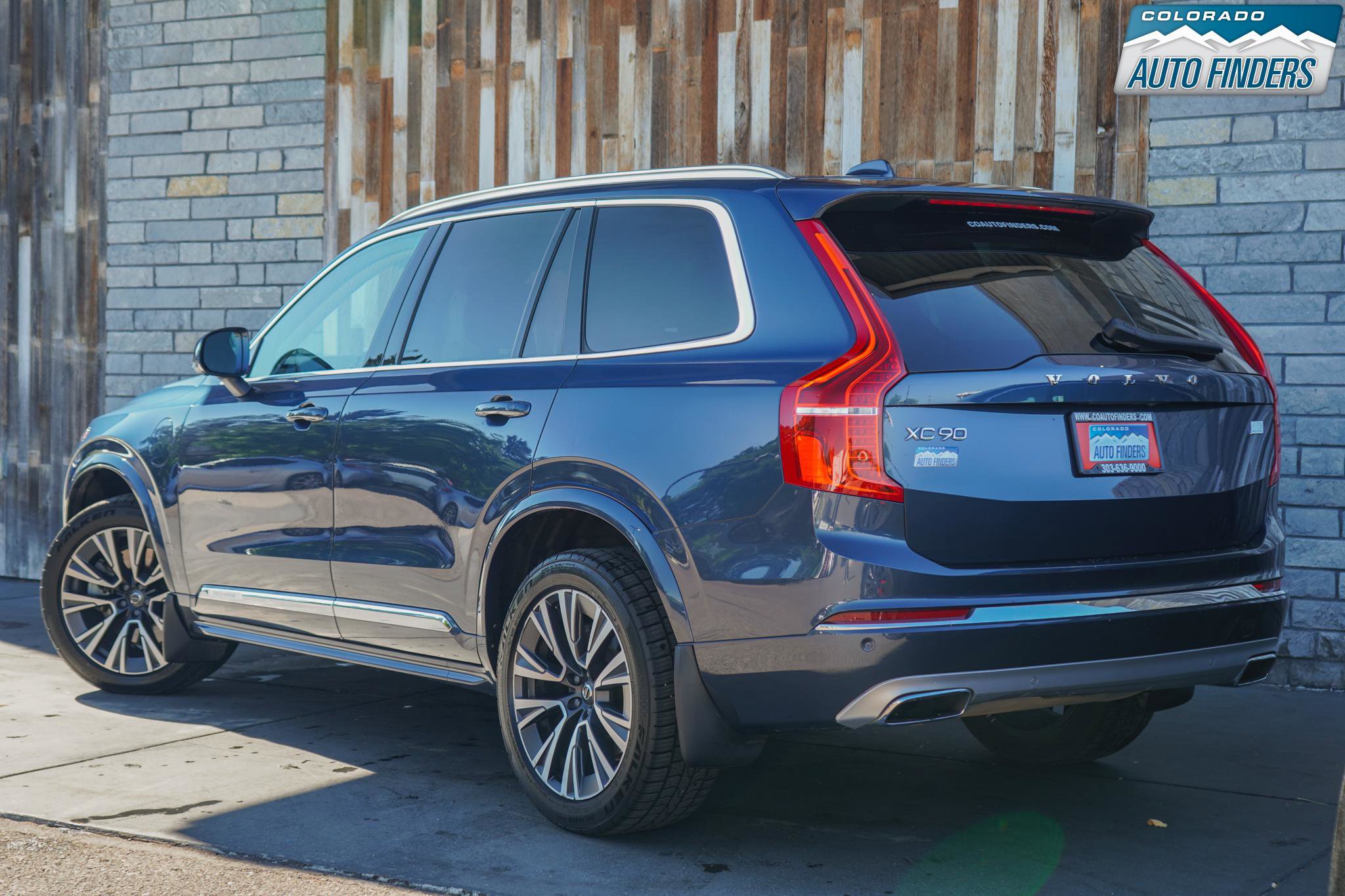 Used 2021 Volvo XC90 T8 Inscription Expression w/ Advanced Package image 3