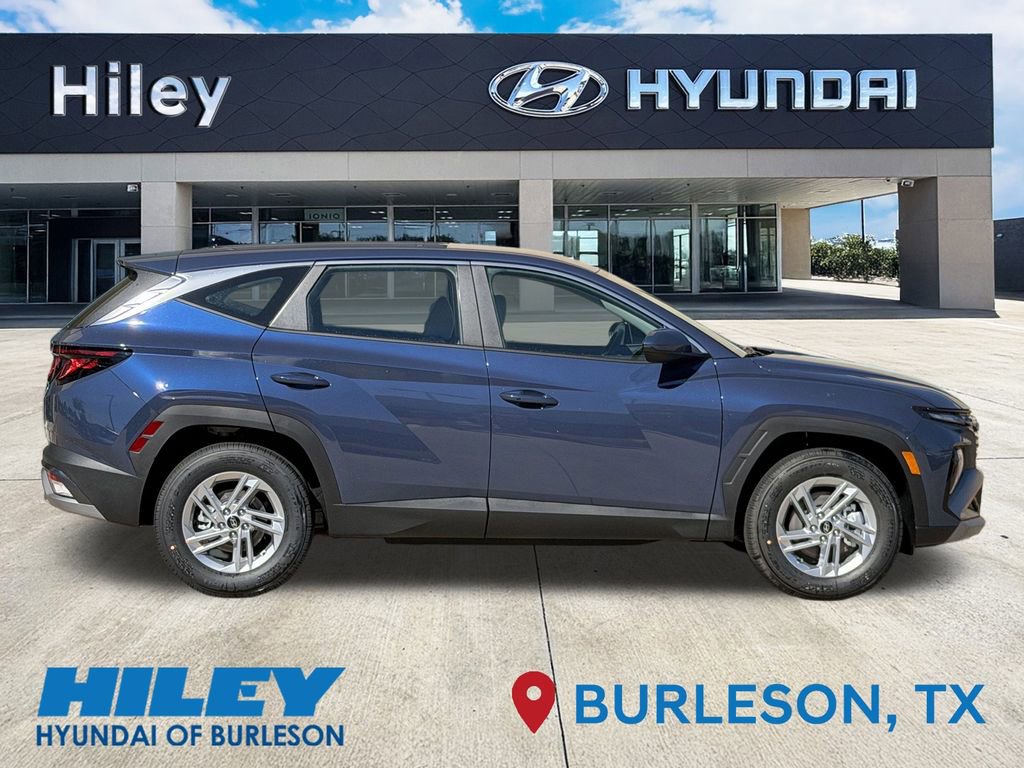 New 2026 Hyundai Tucson SE image 3
