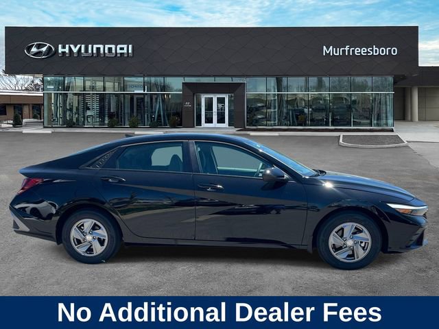 New 2026 Hyundai Elantra SE FWD image 4
