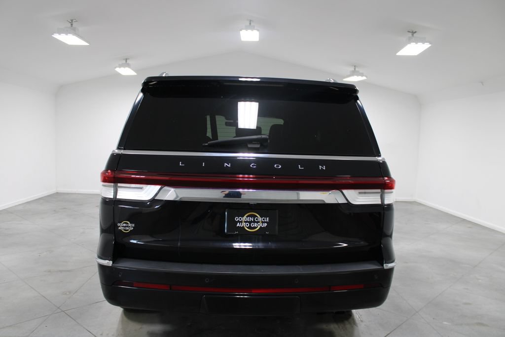 Used 2022 Lincoln Navigator Reserve AWD/4WD image 8