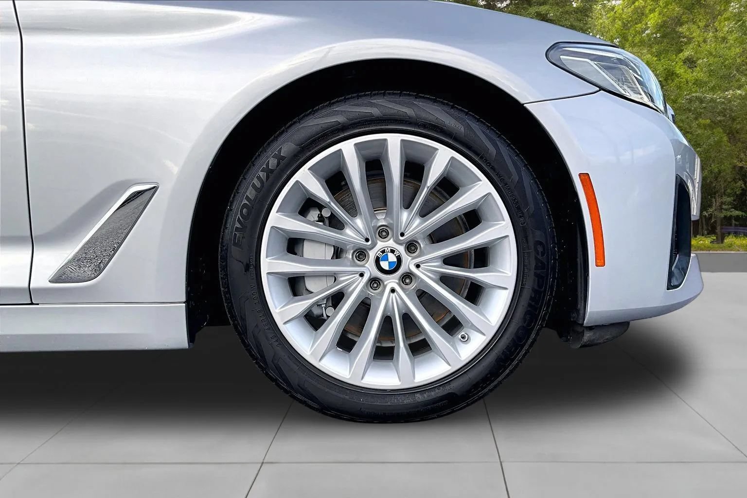 Used 2021 BMW 530i RWD image 8