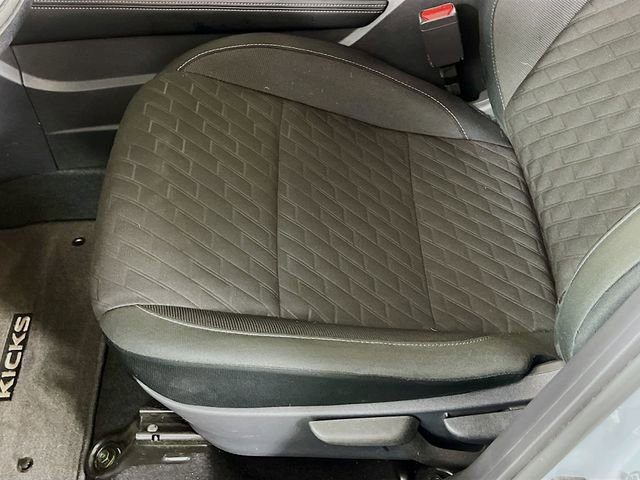 Used 2024 Nissan Kicks SV image 19