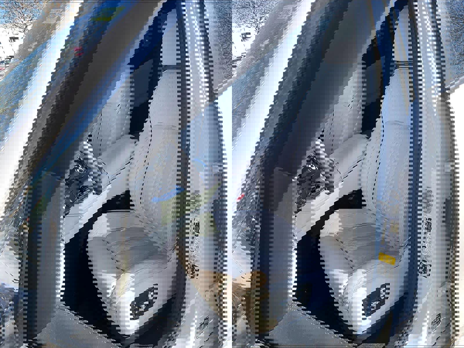 Used 2024 BMW X6 xDrive40i w/ Executive Package image 26