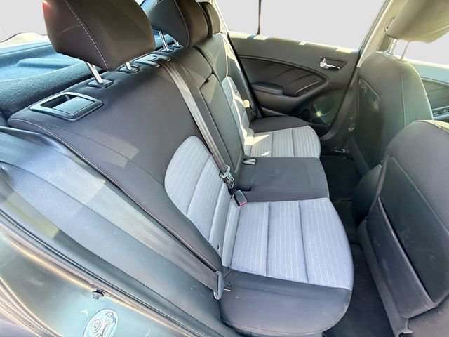Used 2016 Kia Forte LX image 25