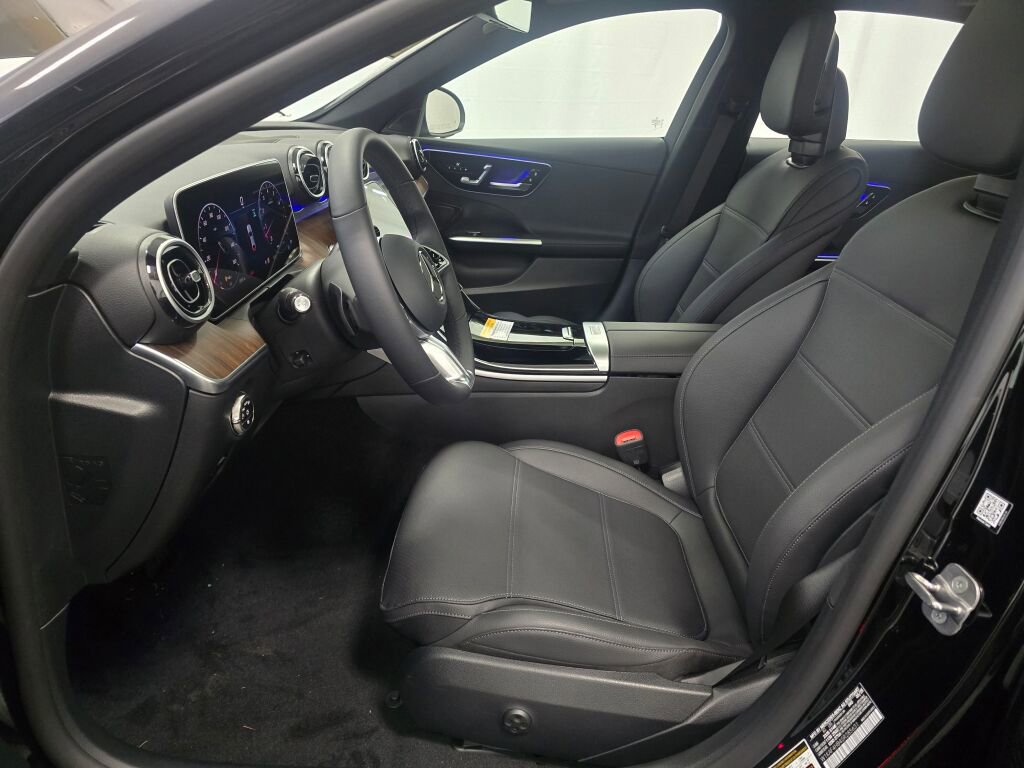 New 2025 Mercedes-Benz C 300 4MATIC Sedan image 13