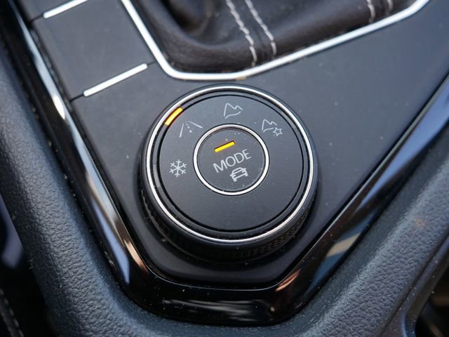 Certified 2023 Volkswagen Taos SE w/ Panoramic Sunroof Package image 33