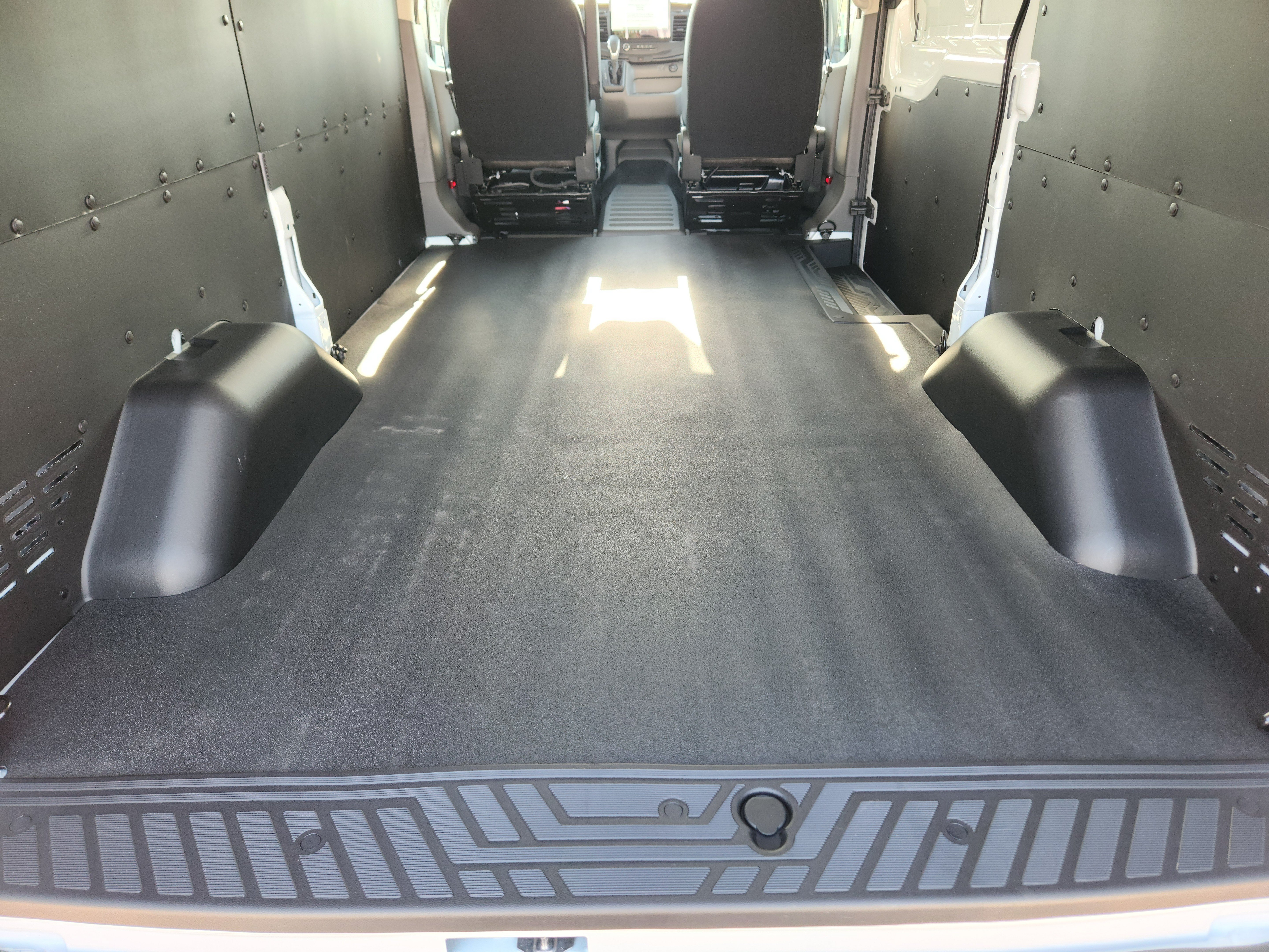 New 2027 Ford Transit 150 Low Roof RWD image 24