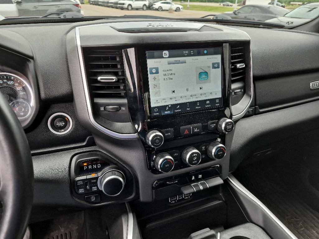 Used 2022 RAM 1500 Big Horn AWD/4WD image 14