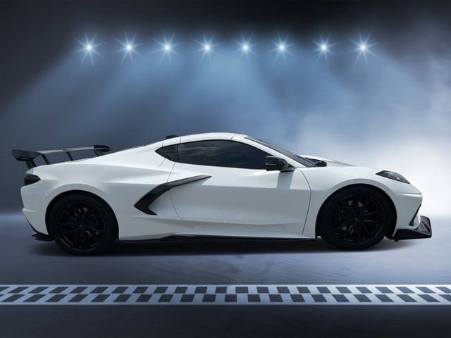 Used 2023 Chevrolet Corvette Stingray Coupe w/ 1LT RWD image 2