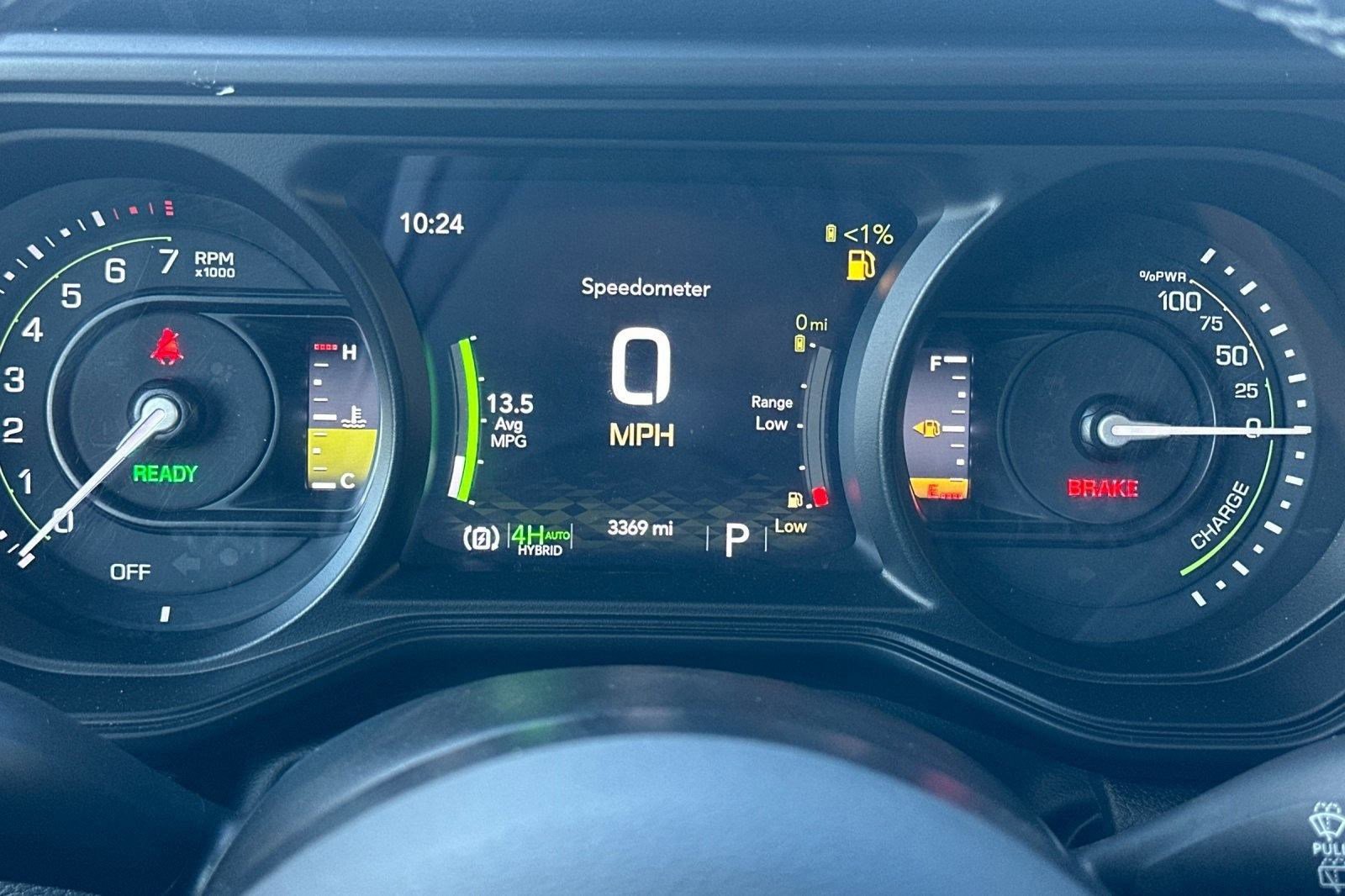 Used 2025 Jeep Wrangler Willys image 19