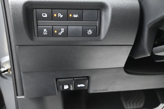 Certified 2025 Nissan Kicks Play S FWD image 20