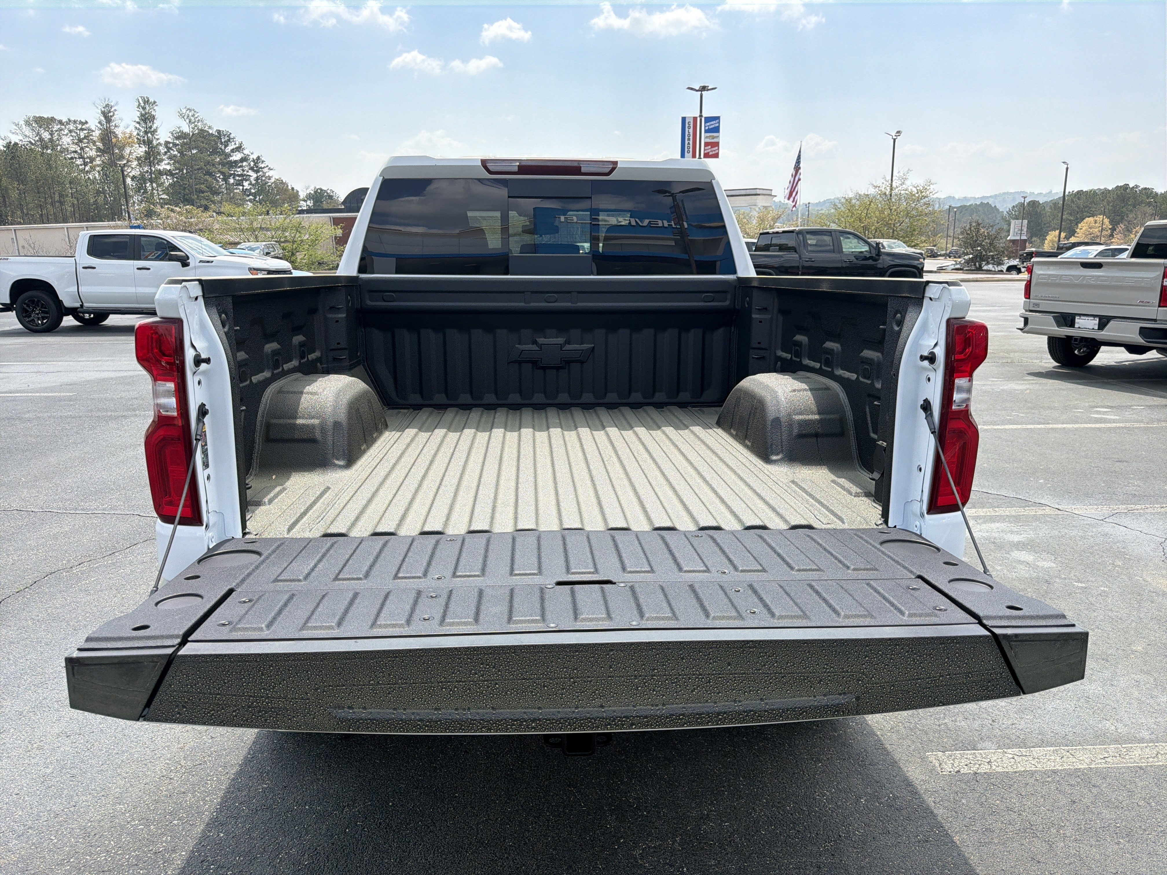 New 2026 Chevrolet Silverado 1500 LT Trail Boss w/ Convenience Package II image 18