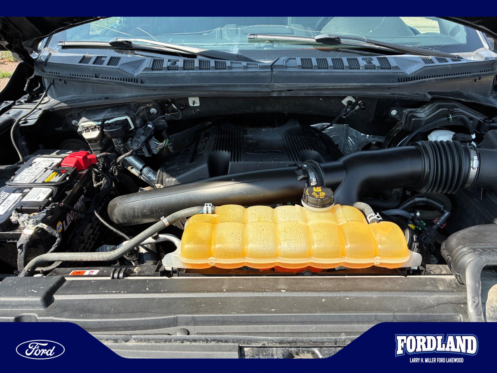 Used 2018 Ford F150 Lariat w/ Equipment Group 502A Luxury AWD/4WD image 21