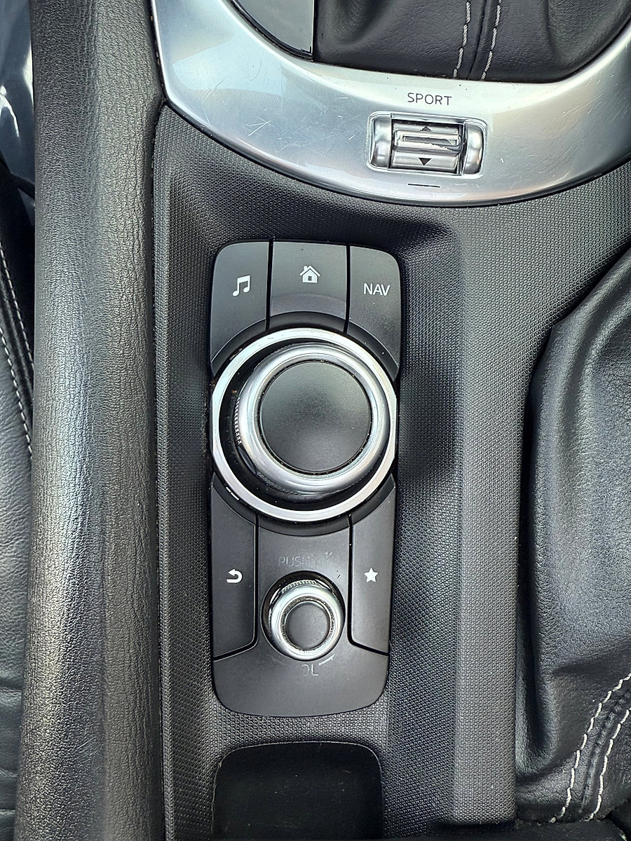 Used 2021 MAZDA MX-5 Miata RF Grand Touring image 22