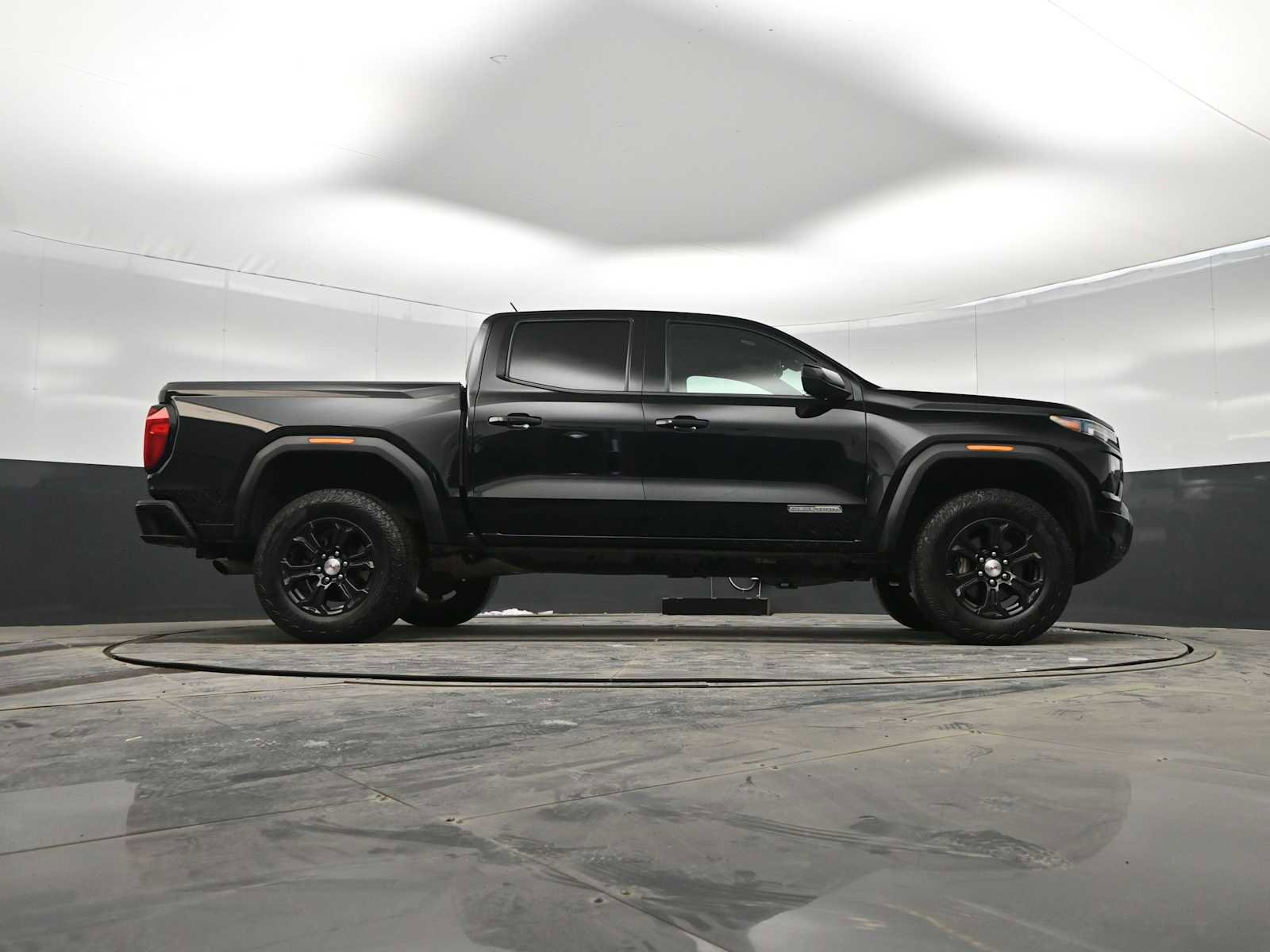 Used 2024 GMC Canyon Elevation w/ Convenience Package image 38