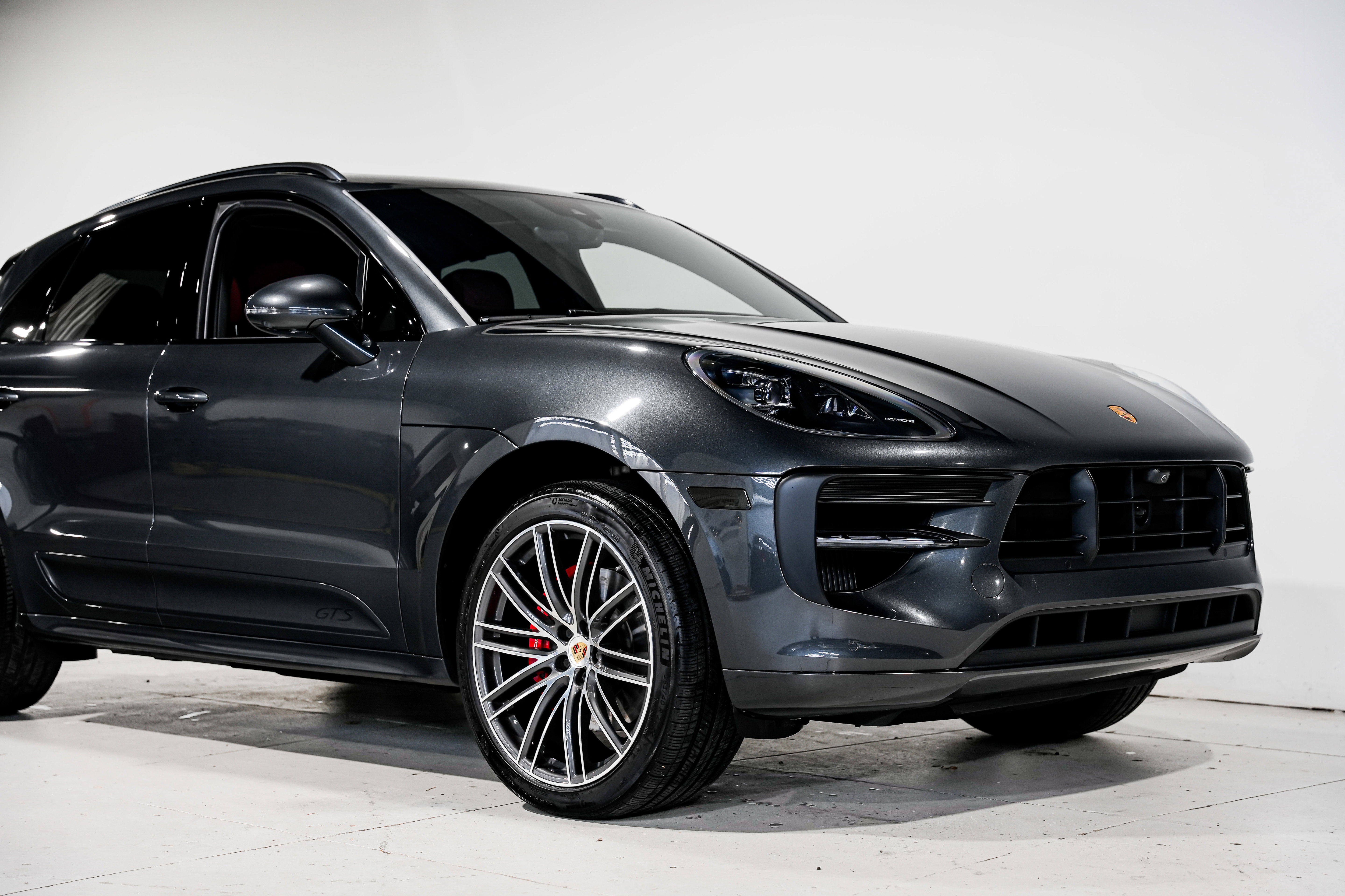 Used 2021 Porsche Macan GTS image 46