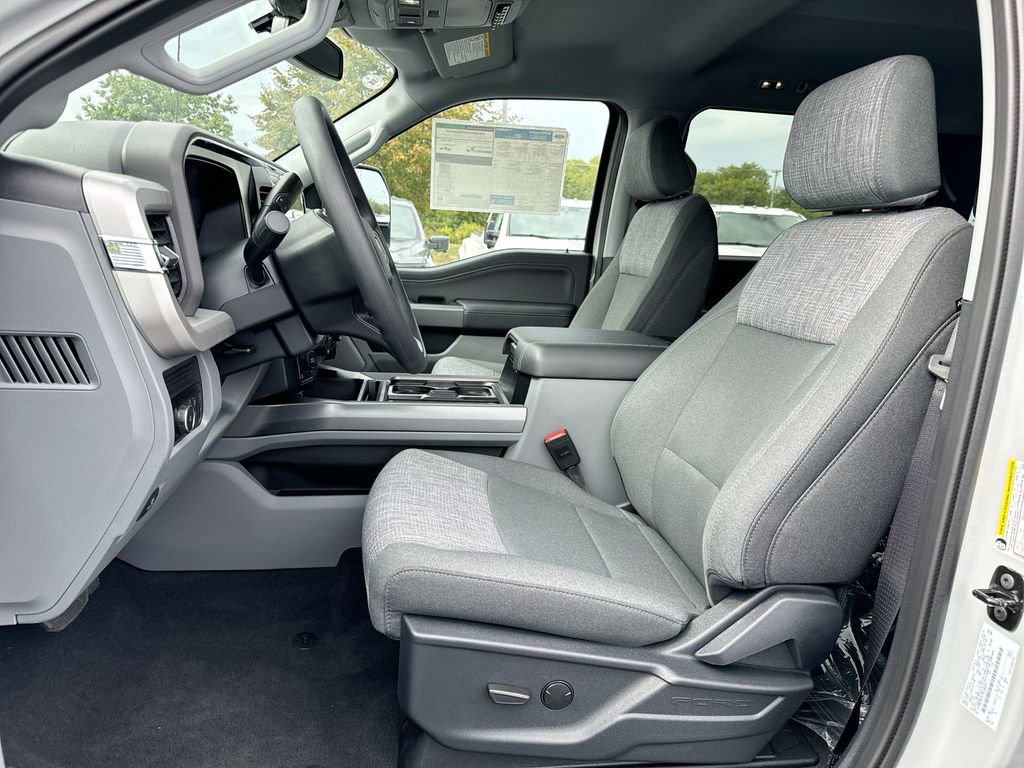 New 2026 Ford F250 XLT w/ XLT Premium Package image 19