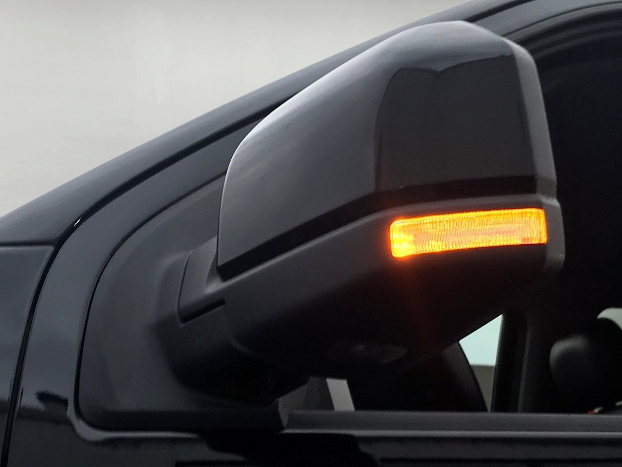 Used 2019 Ford F150 Lariat image 31