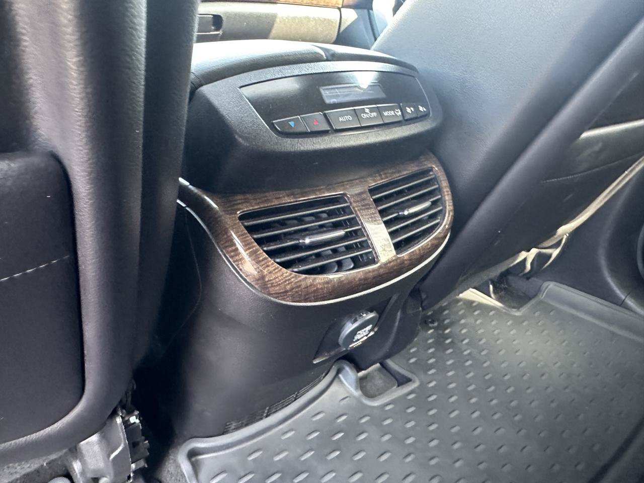 Used 2012 Acura MDX w/ Technology Package AWD/4WD image 15