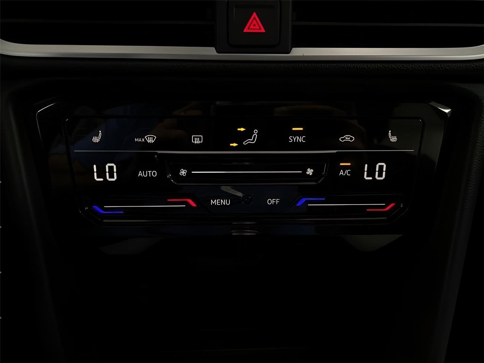 New 2026 Volkswagen Taos SE FWD image 6