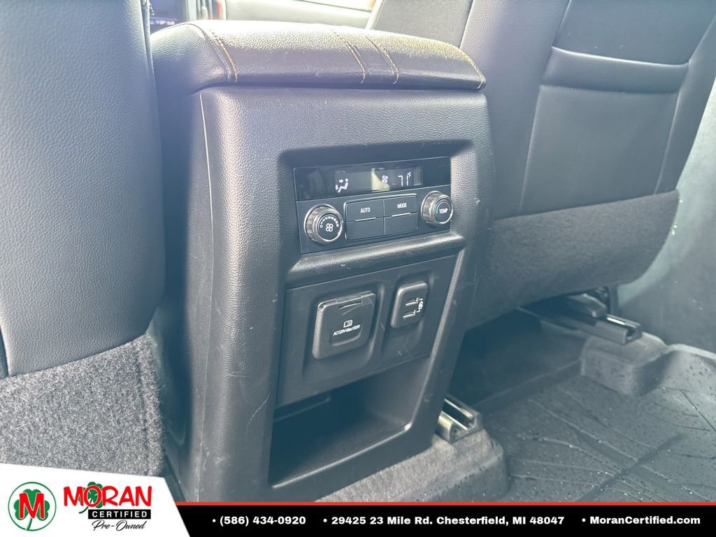 Used 2020 Chevrolet Traverse RS w/ LPO, Floor Liner Package FWD image 30