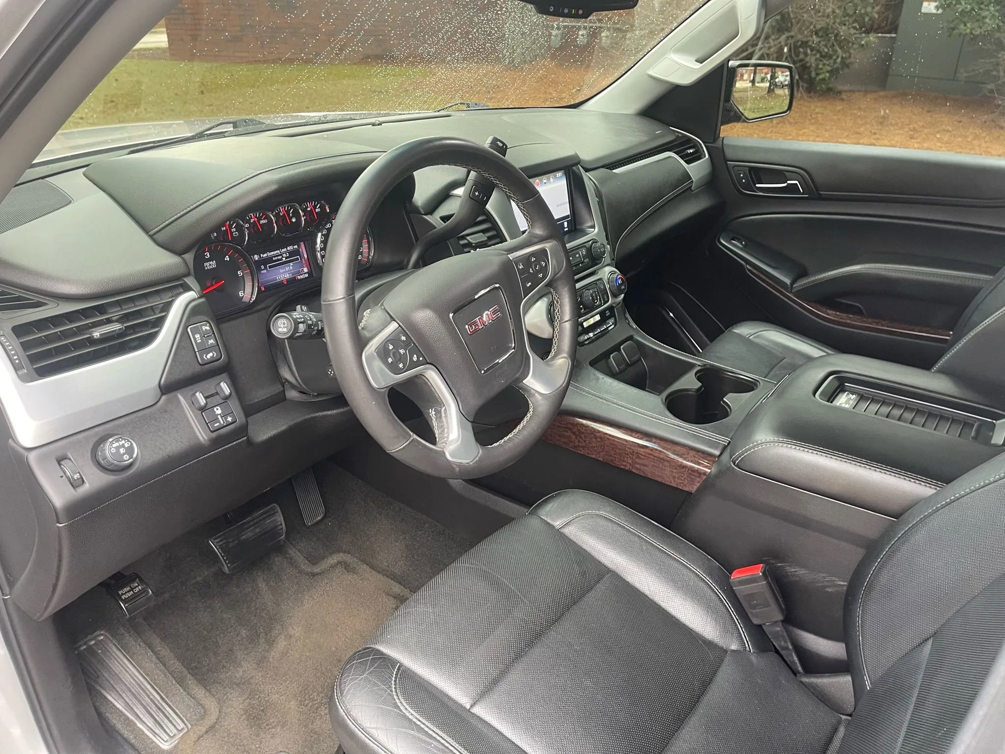 Used 2016 GMC Yukon SLT w/ Open Road Package image 11