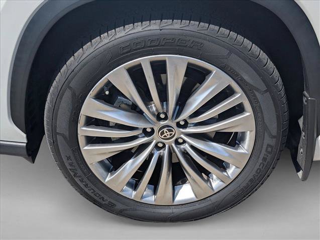 Used 2021 Toyota Highlander Platinum AWD/4WD image 23