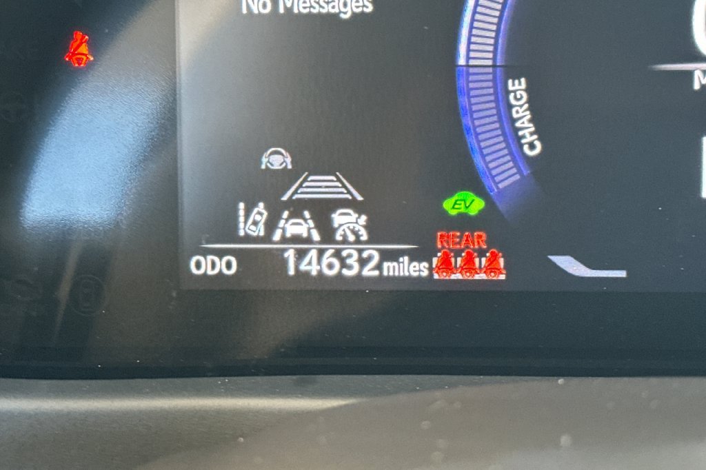 Used 2025 Lexus UX 300h FWD w/ Accessory Package (Z2) image 30