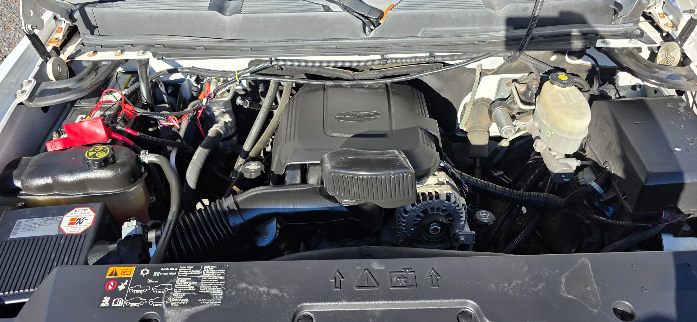 Used 2014 Chevrolet Silverado 2500 LTZ w/ LTZ Plus Package AWD/4WD image 9