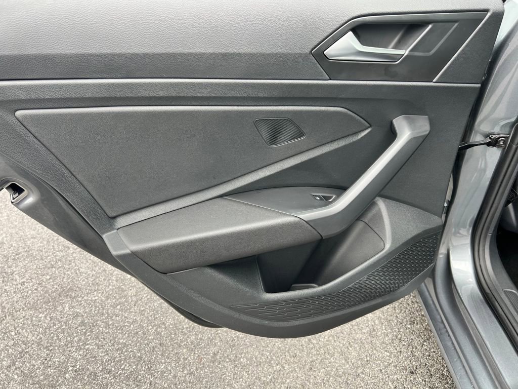 Used 2024 Volkswagen Jetta SE image 14