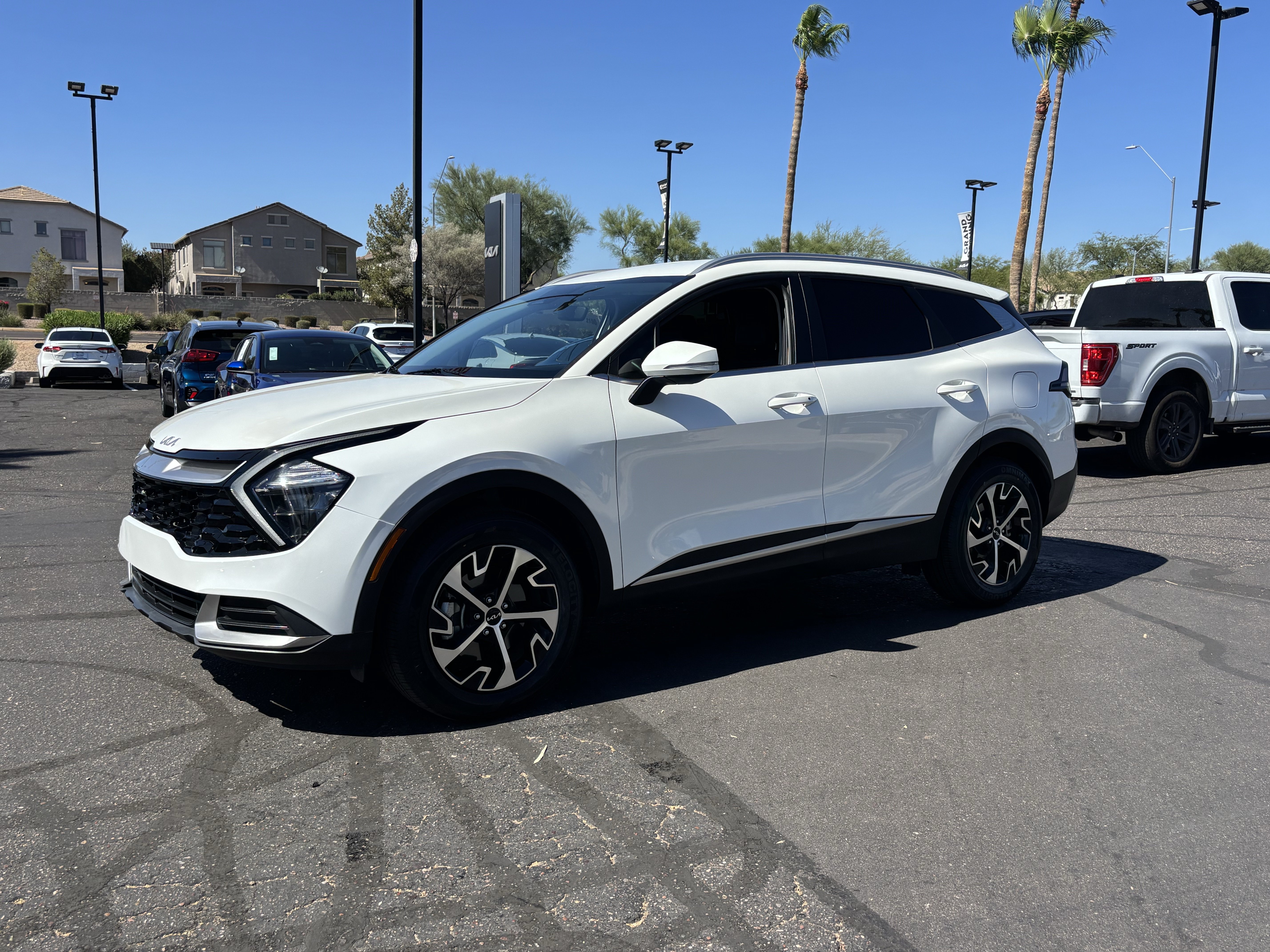 Certified 2023 Kia Sportage EX AWD/4WD image 6