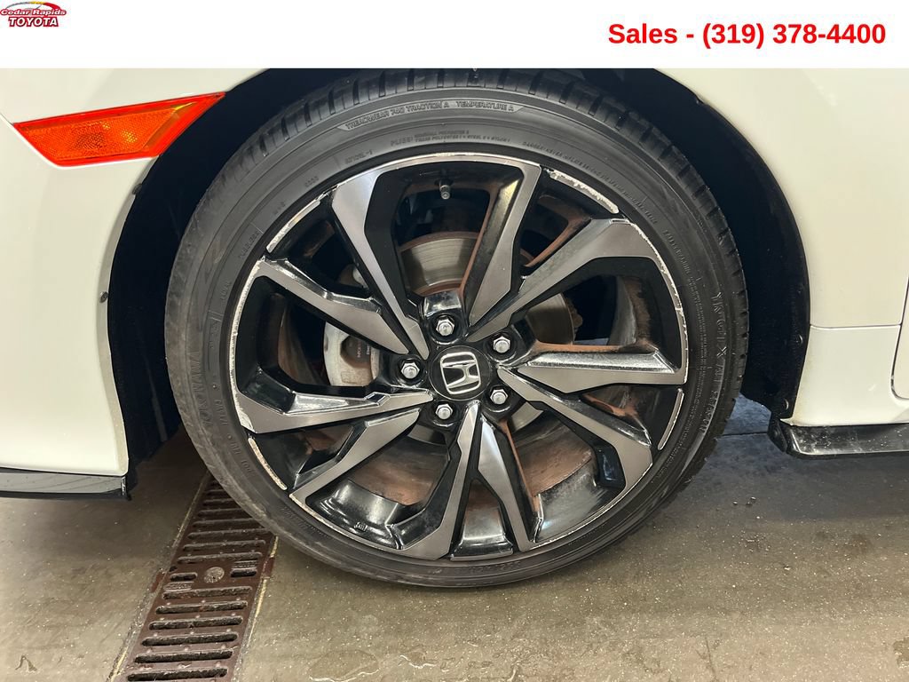 Used 2018 Honda Civic Sport Touring image 11