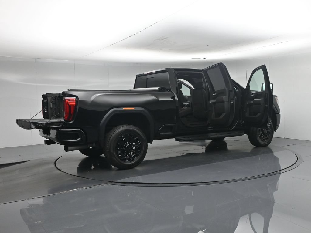 Used 2020 GMC Sierra 2500 AT4 w/ AT4 Preferred Package AWD/4WD image 6