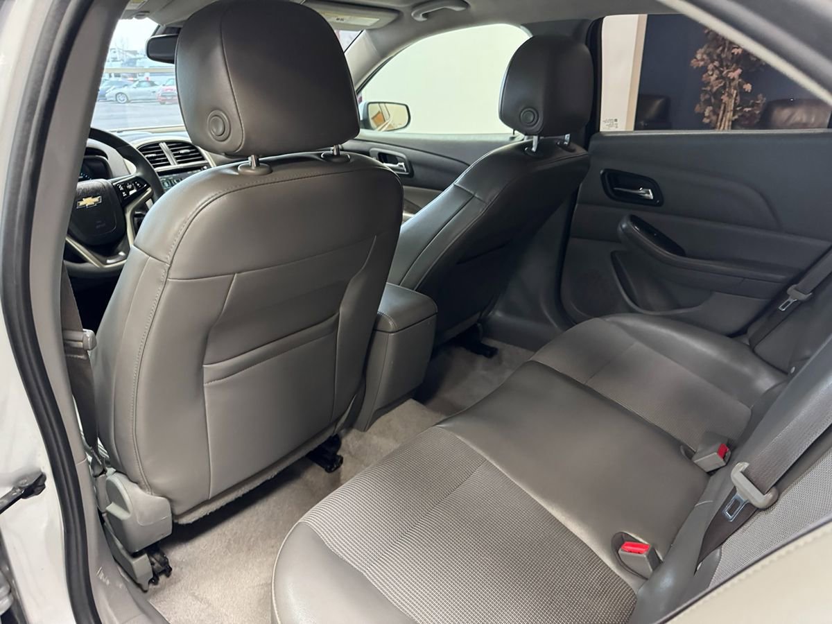 Used 2016 Chevrolet Malibu LT image 47