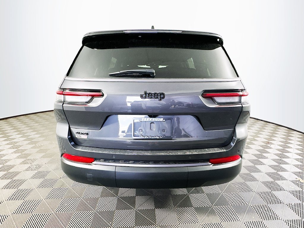 New 2026 Jeep Grand Cherokee L 4WD image 8
