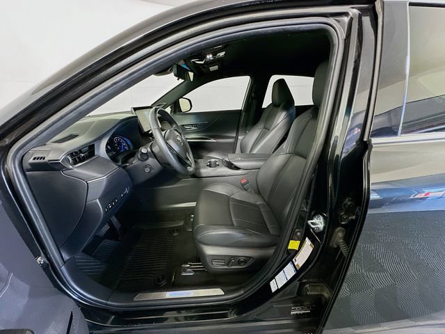 Used 2022 Toyota Venza Limited w/ Advanced Technology Package AWD/4WD image 12