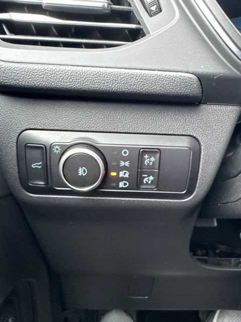 Used 2025 Ford Escape Platinum AWD/4WD image 17