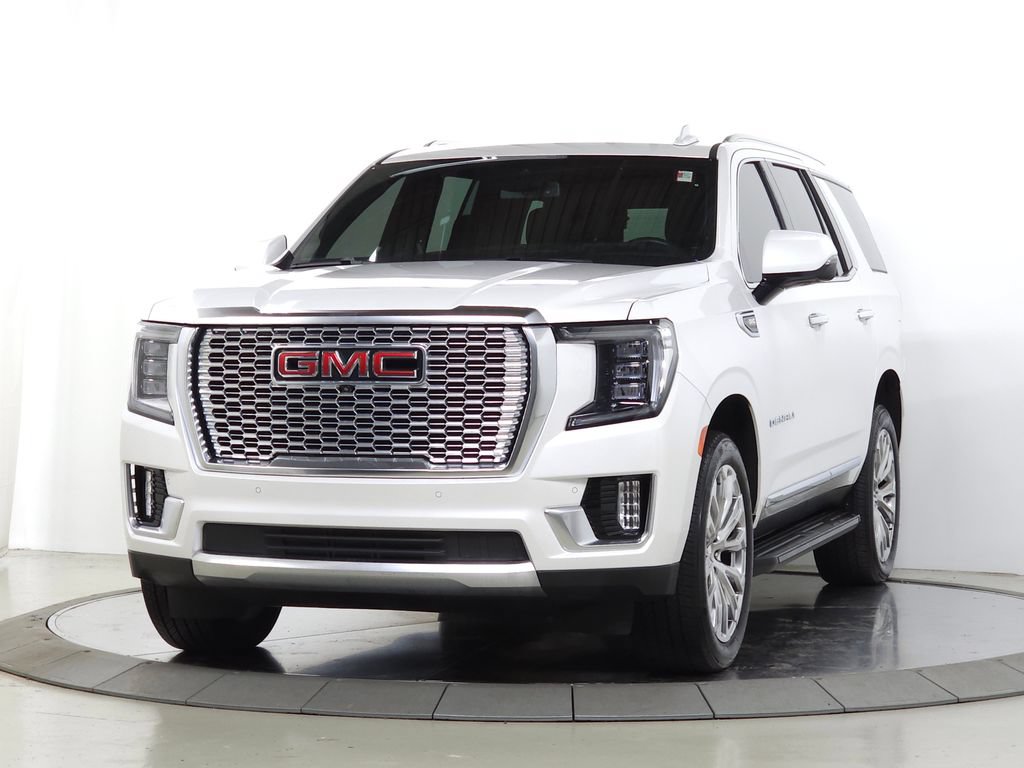 Used 2024 GMC Yukon Denali AWD/4WD image 3