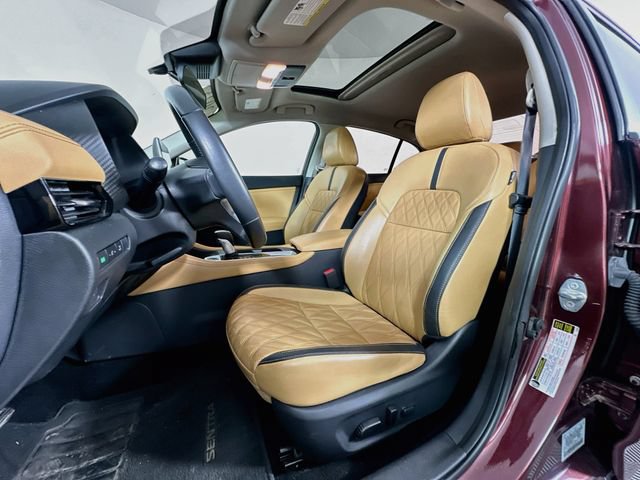 Used 2023 Nissan Sentra SV w/ SV Premium Package FWD image 4