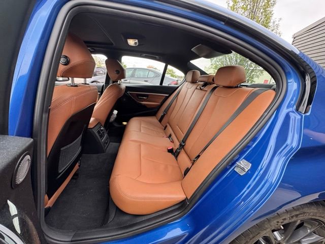Used 2017 BMW 340i Sedan RWD image 15