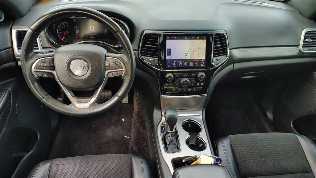 Used 2019 Jeep Grand Cherokee Altitude image 12