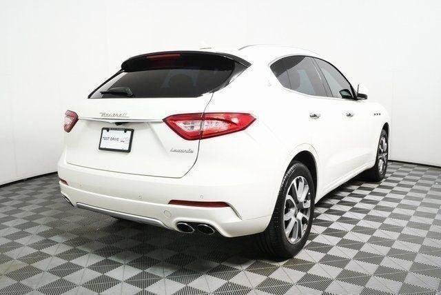 Used 2017 Maserati Levante w/ Luxury Package AWD/4WD image 29