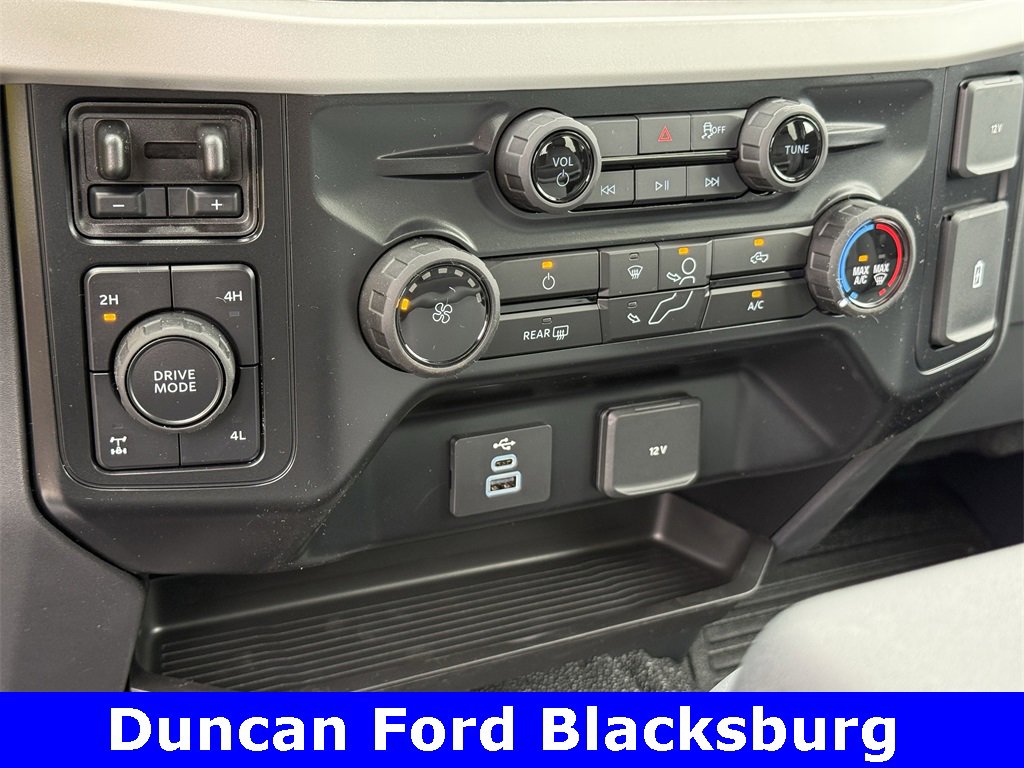 New 2026 Ford F350 XL w/ FX4 Off-Road Package image 24