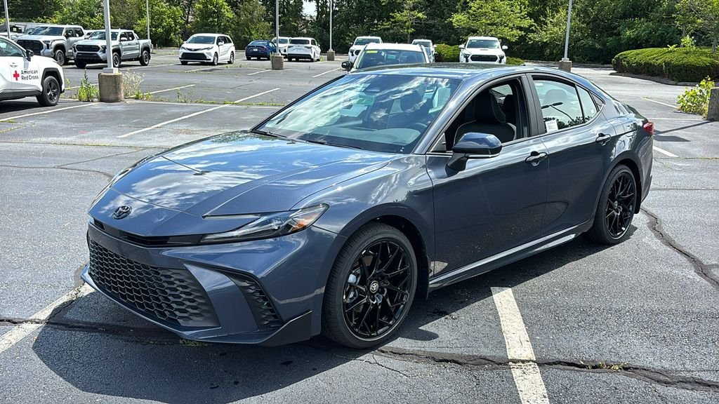 New 2026 Toyota Camry SE w/ Convenience Package FWD image 2