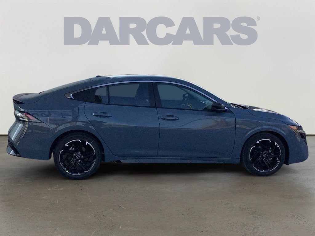 New 2026 Nissan Sentra SR w/ SR Premium Package FWD image 8