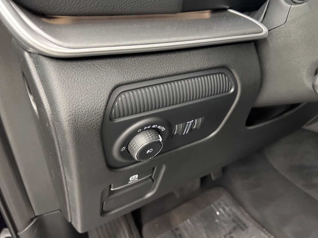 Used 2025 Jeep Wagoneer Series II image 20