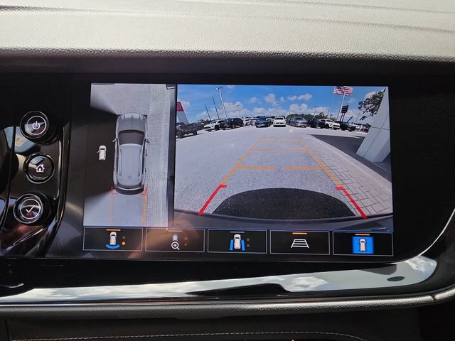 Certified 2021 Buick Envision Avenir w/ Technology Package II FWD image 21